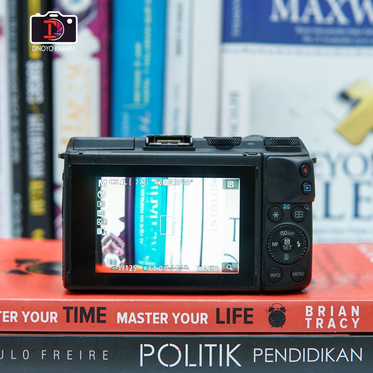 Canon Eos m3 + kit 18 55mm is stm