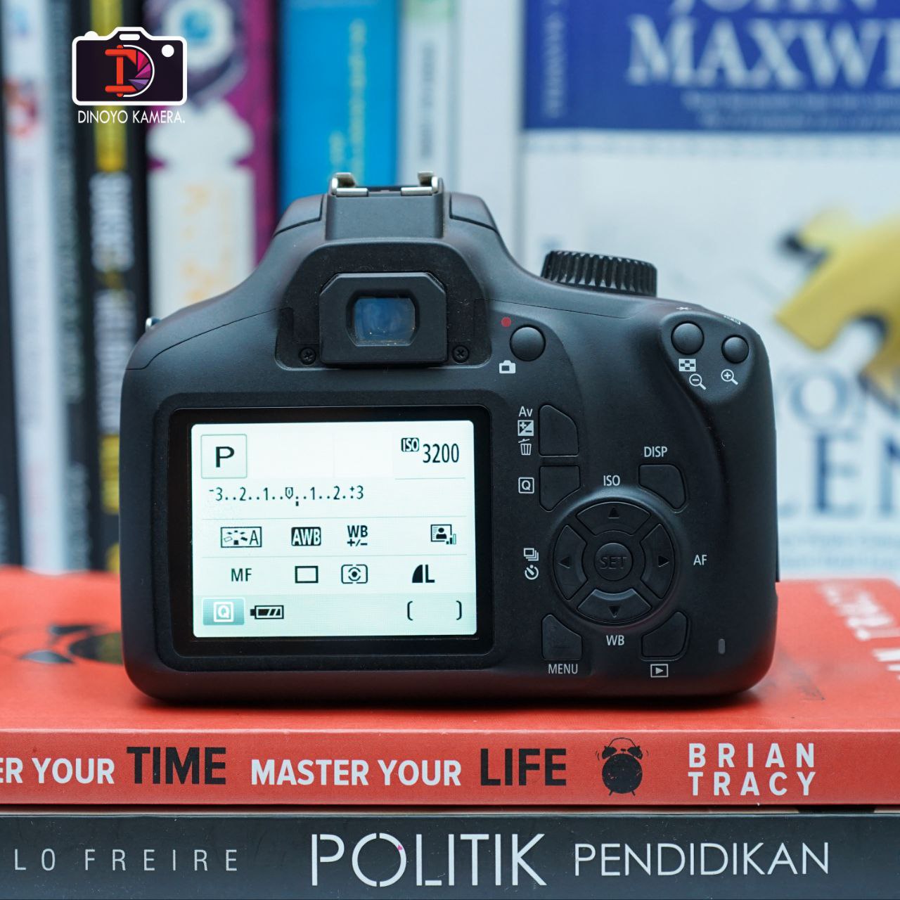 Canon 4000D + kit 18 55mm