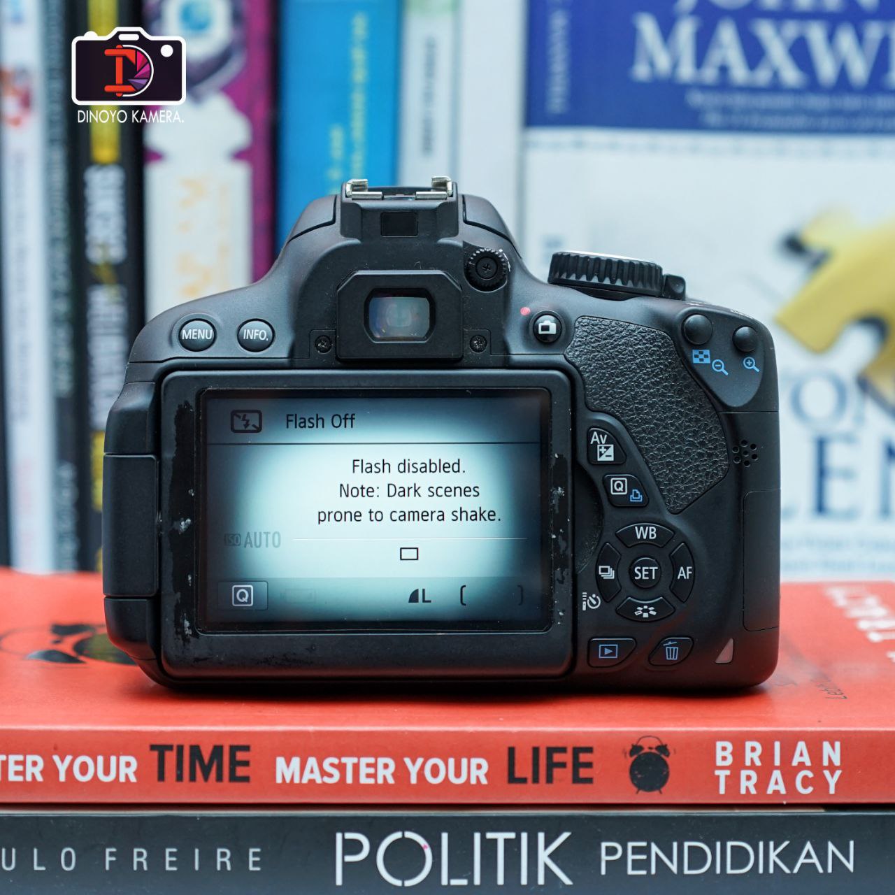 Canon EOS 650D + 18 55mm