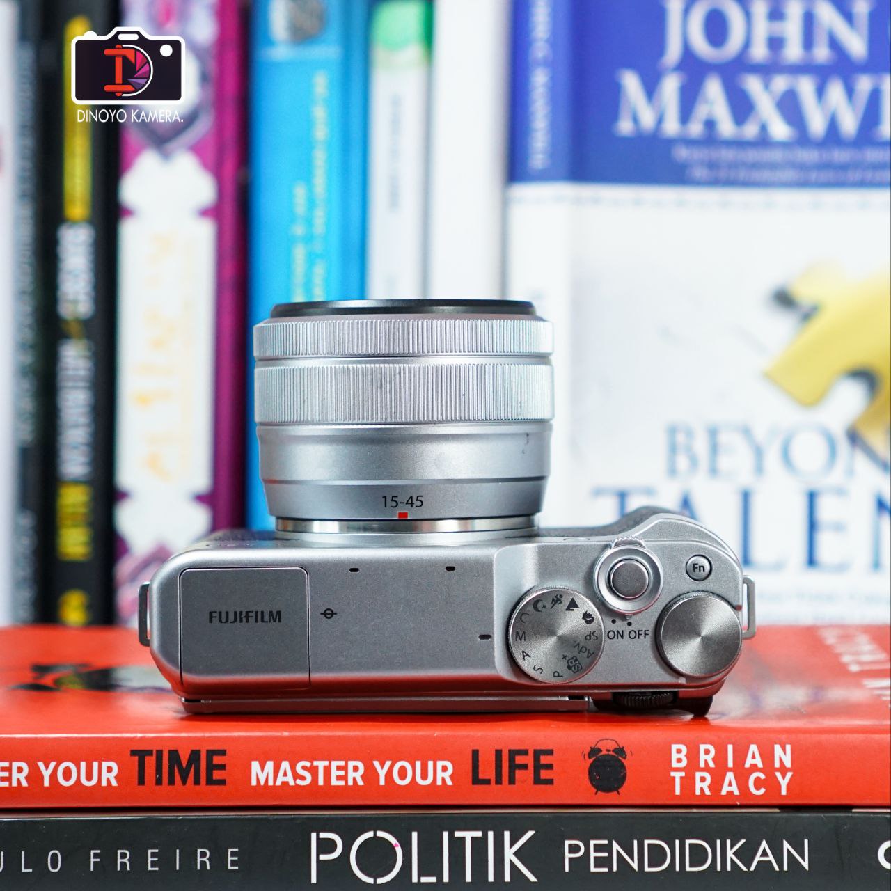 Fujifilm X a20 + kit 15 45mm (Black Silver)