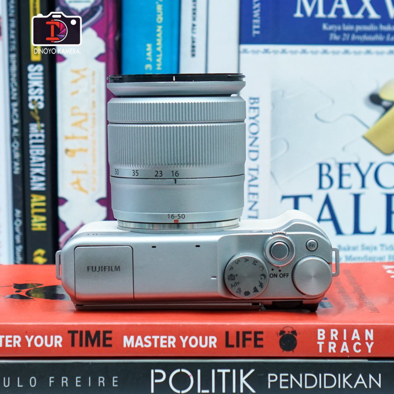 Fujifilm X a10 +  kit 16 50mm (white)