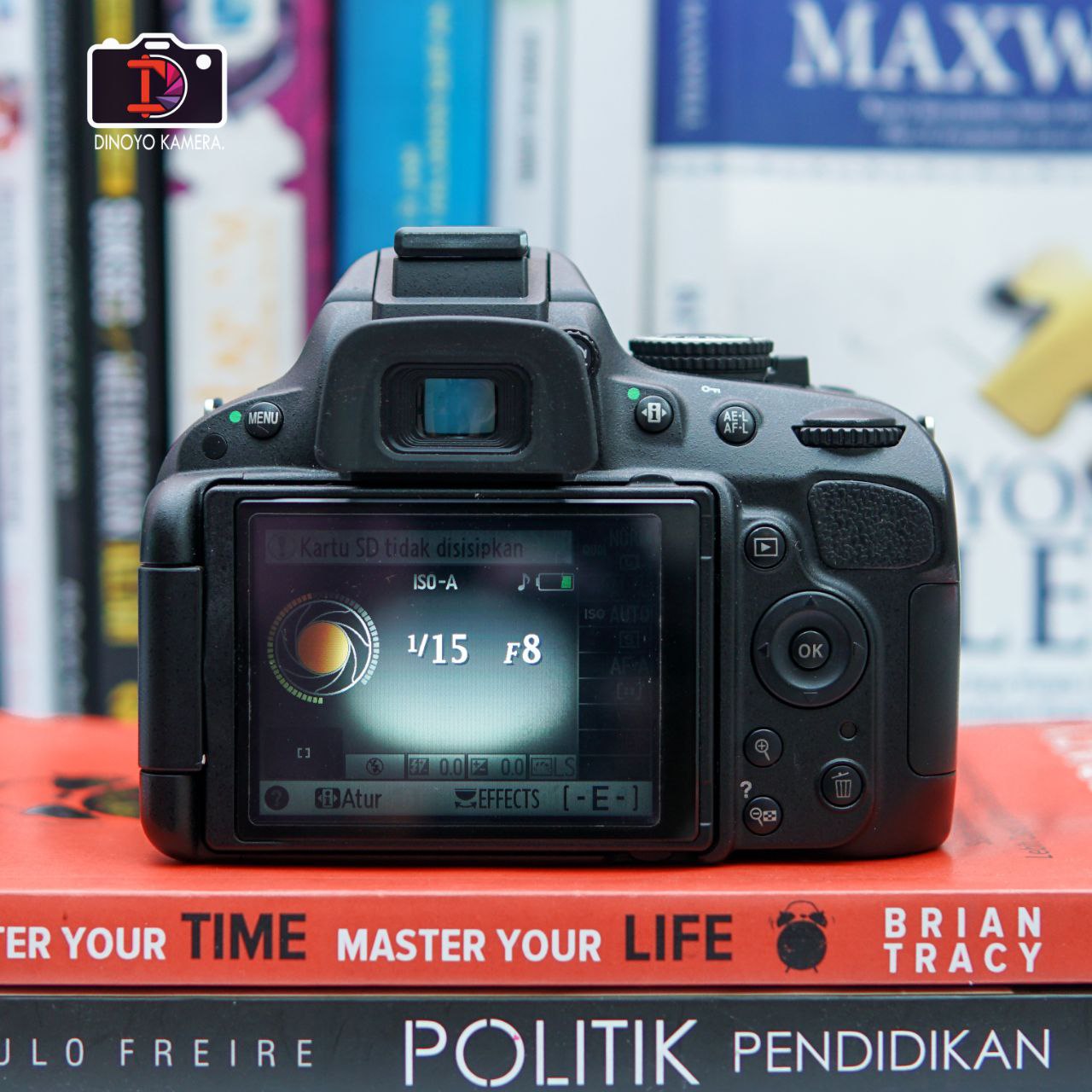 Nikon d5100 + kit 18 55mm