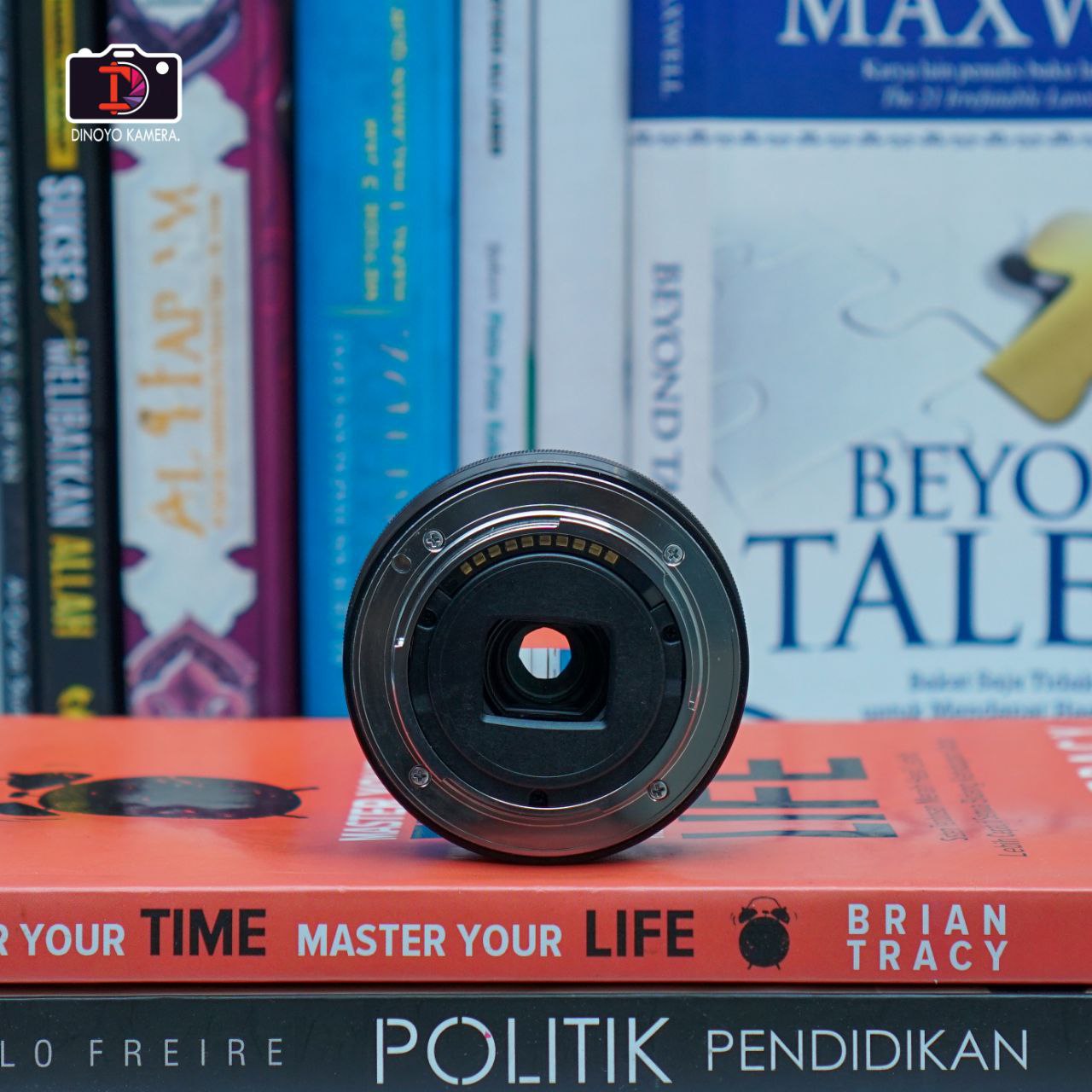 Lensa Sony 20mm F2.8 OSS