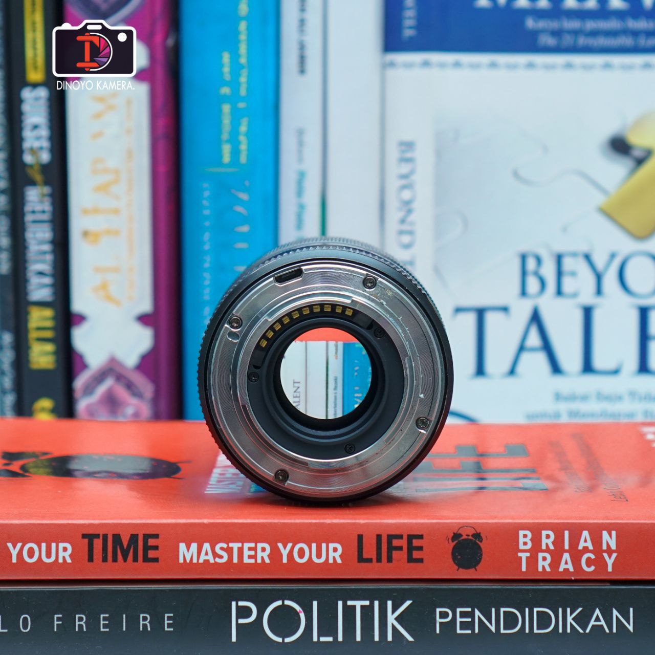 Lensa Viltrox 33mm F1.4 XF