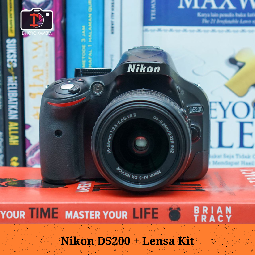 Nikon D5200 + kit 18 55mm second