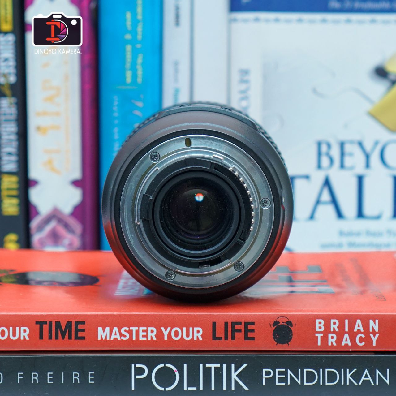 Lensa Nikon 24 120mm VR (red)