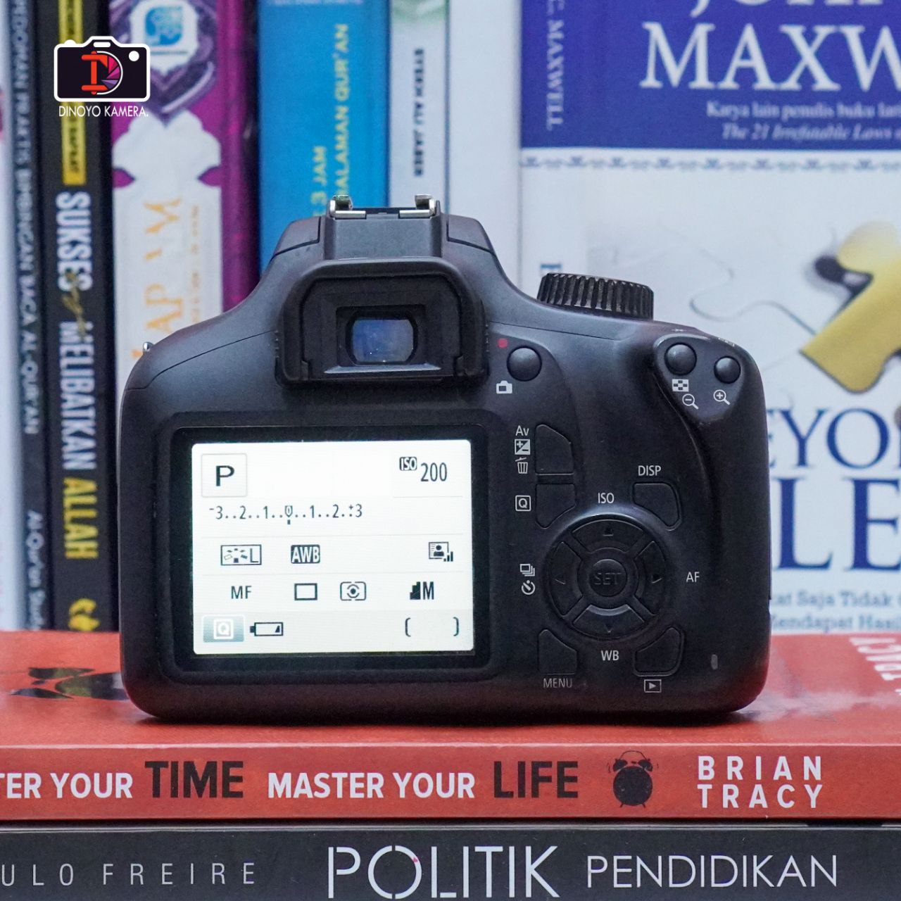 Canon 4000D + kit 18 55mm