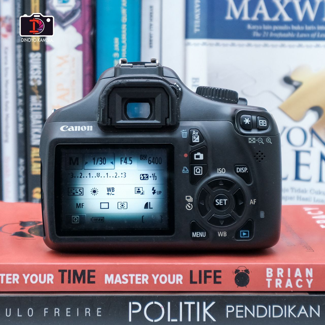 Canon 1100d + kit 18 55mm