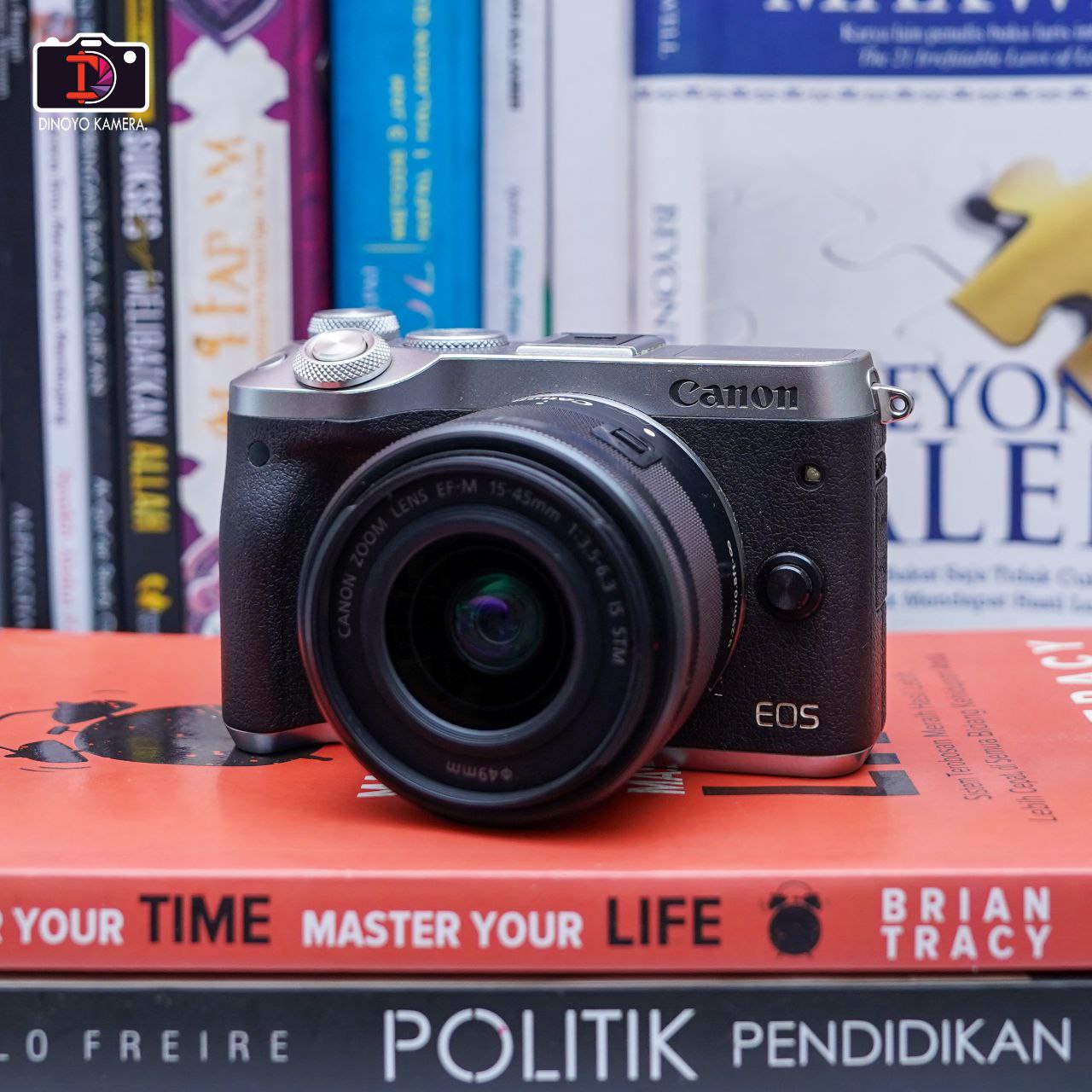 Canon eos m6 + kit 15 45mm