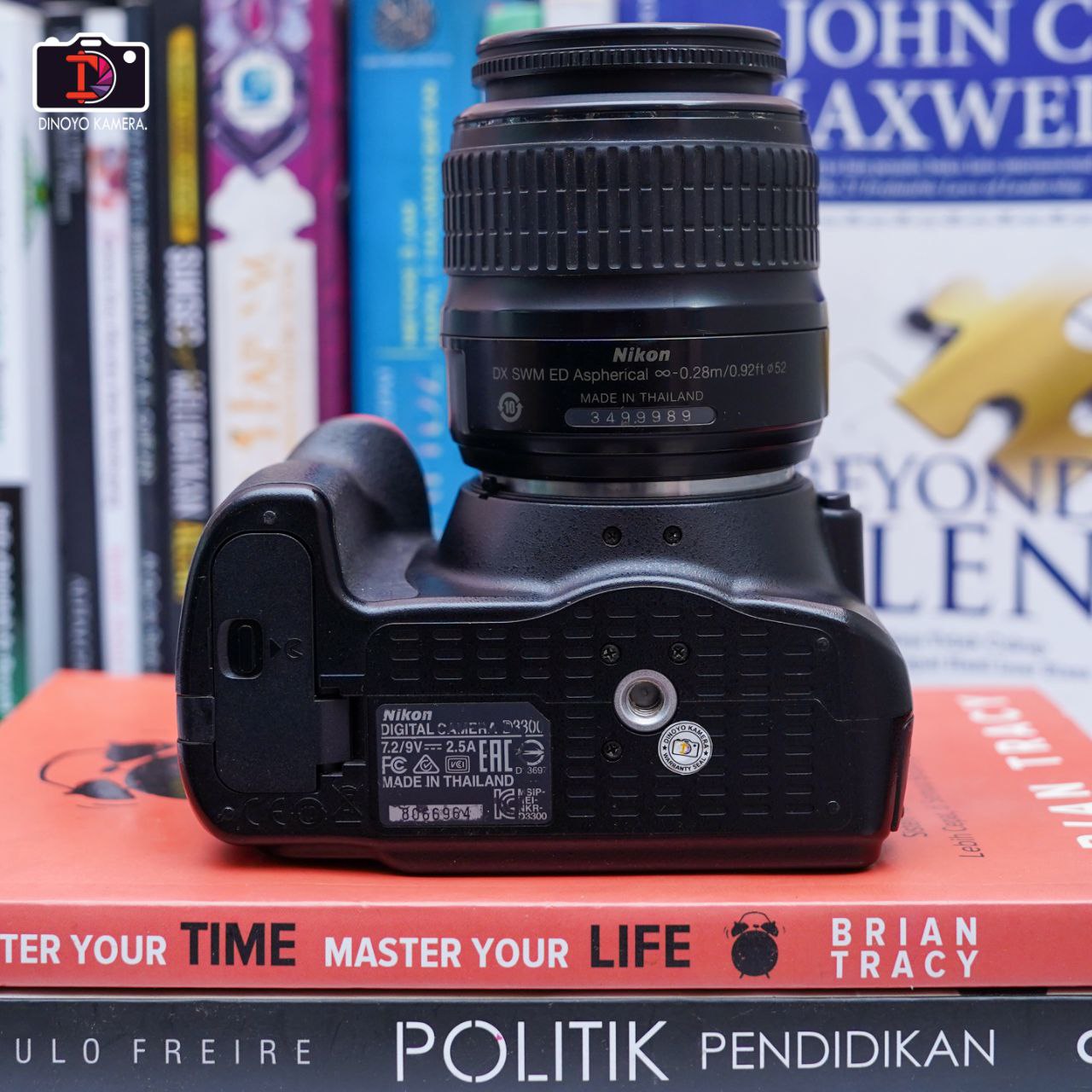 Nikon D3300 + kit 18 55mm