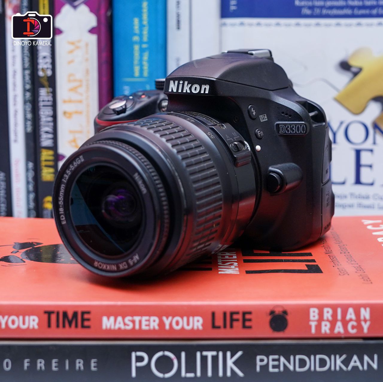 Nikon D3300 + kit 18 55mm