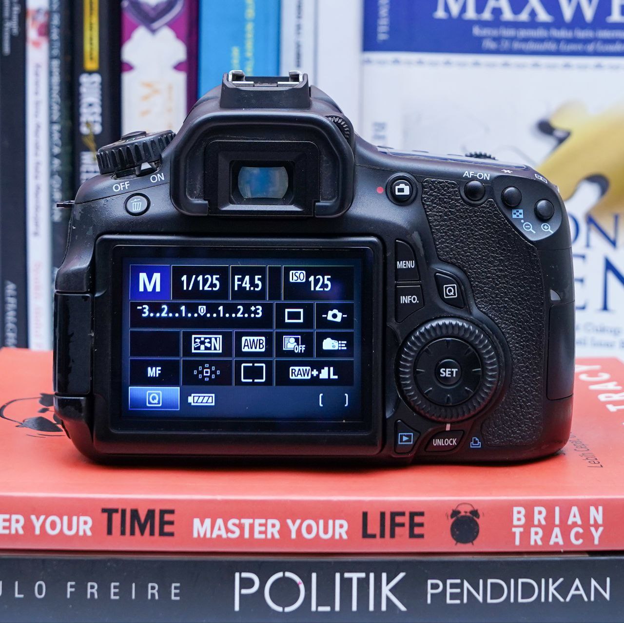 Canon 60d + kit 18 55mm