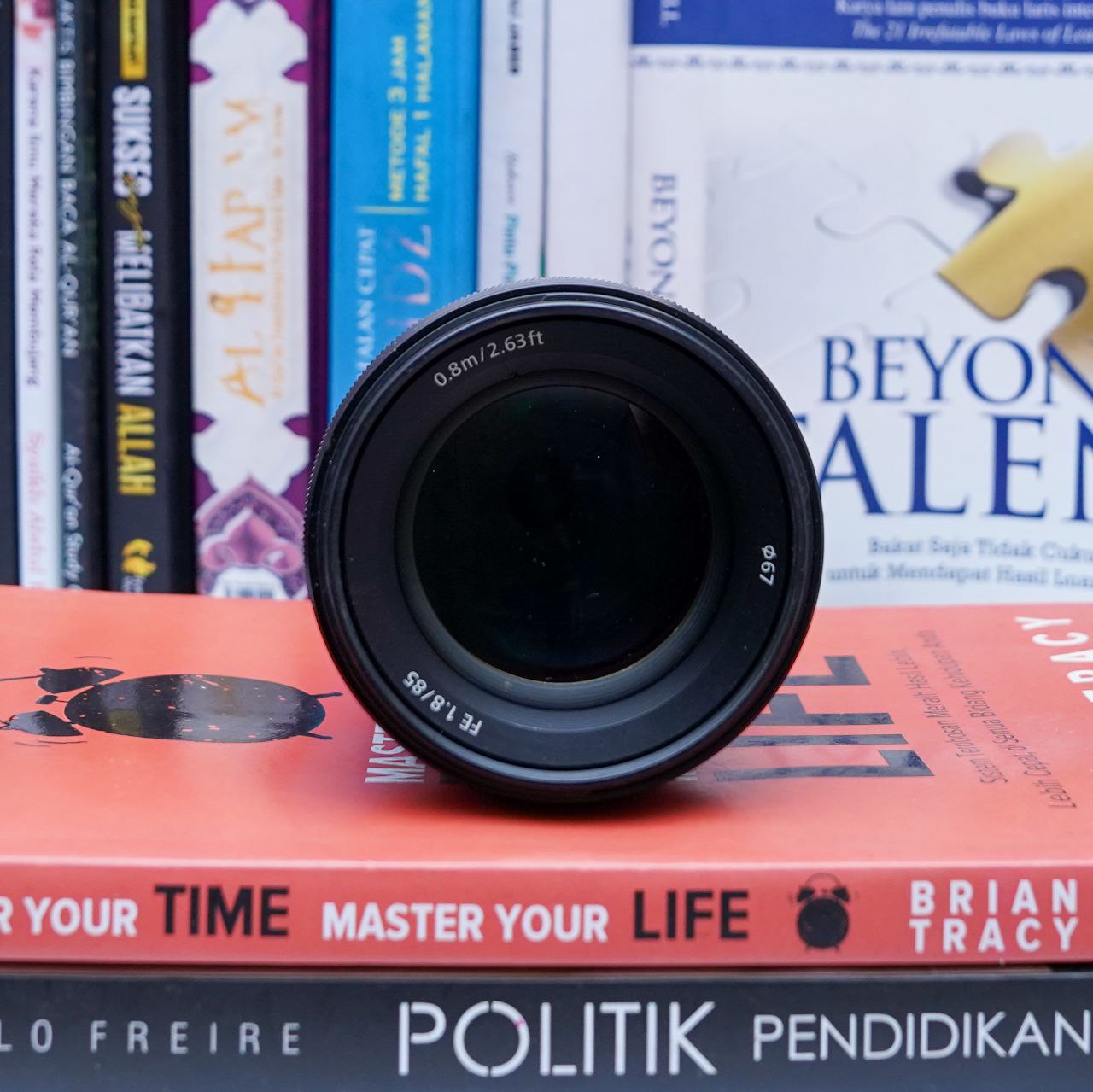 Lensa Sony FE 85mm F1.8