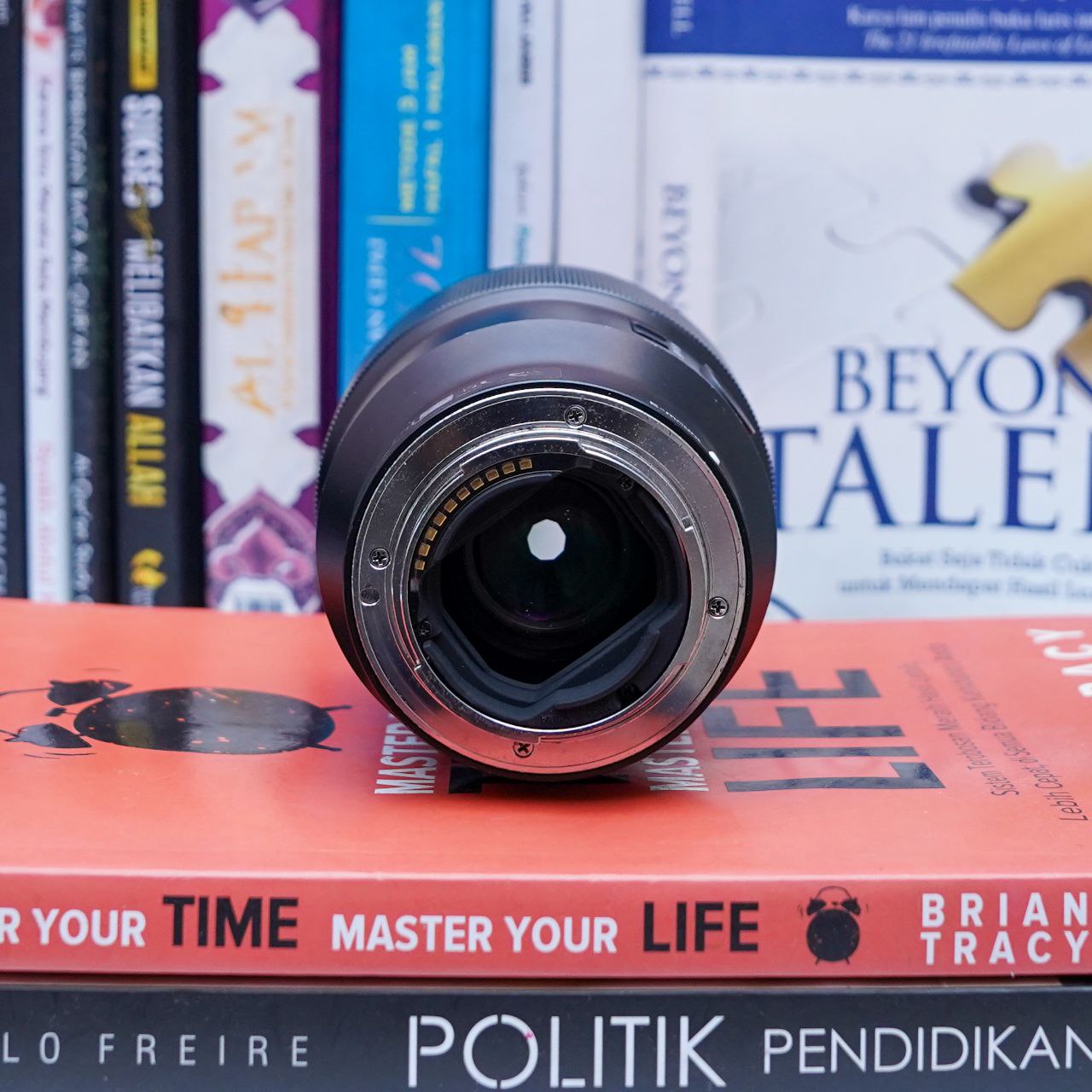 Lensa Sony FE 85mm F1.8