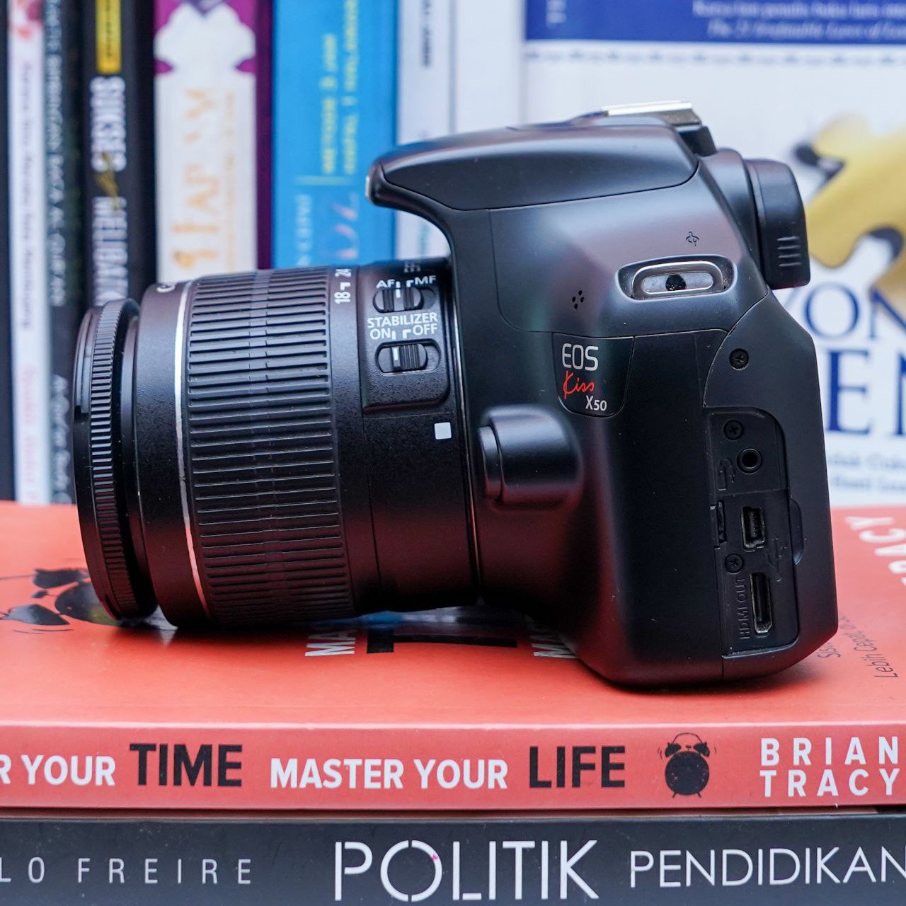 Canon kiss x50 + 18 55mm