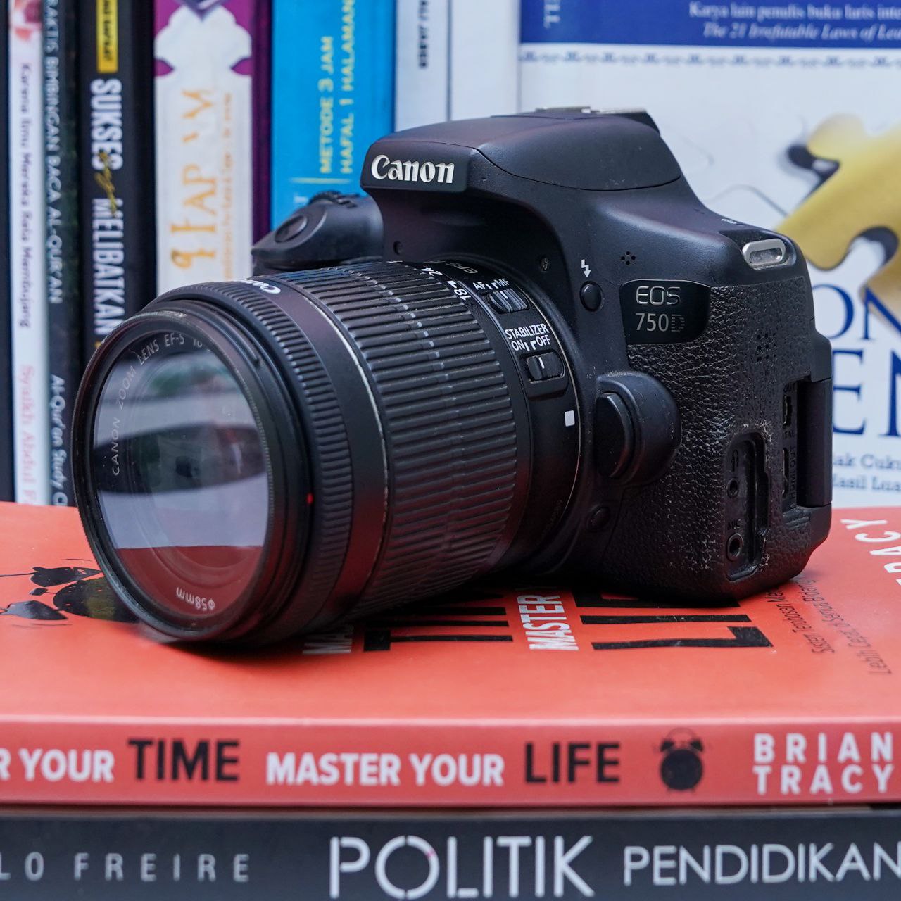 Canon 750D + kit 18 55mm stm