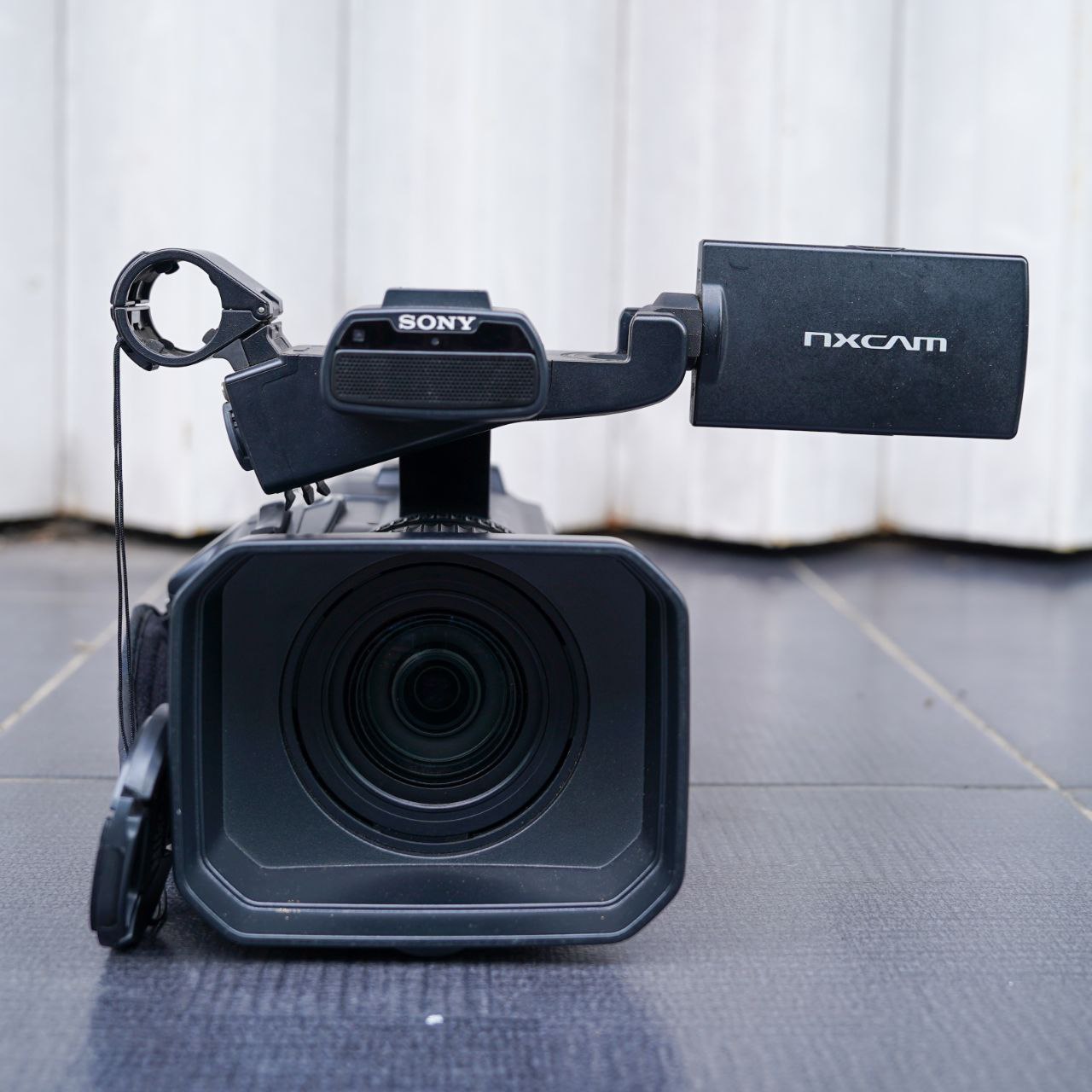 Camcorder sony NX100