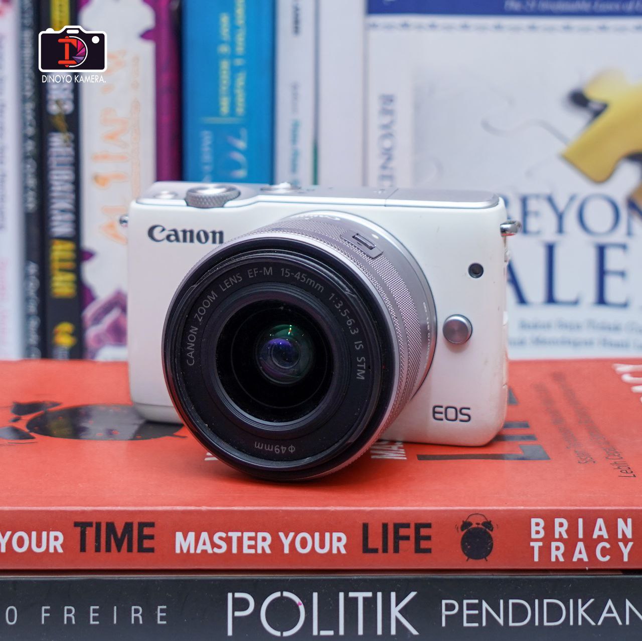 Canon Eos M10 + kit 15 45mm (White)