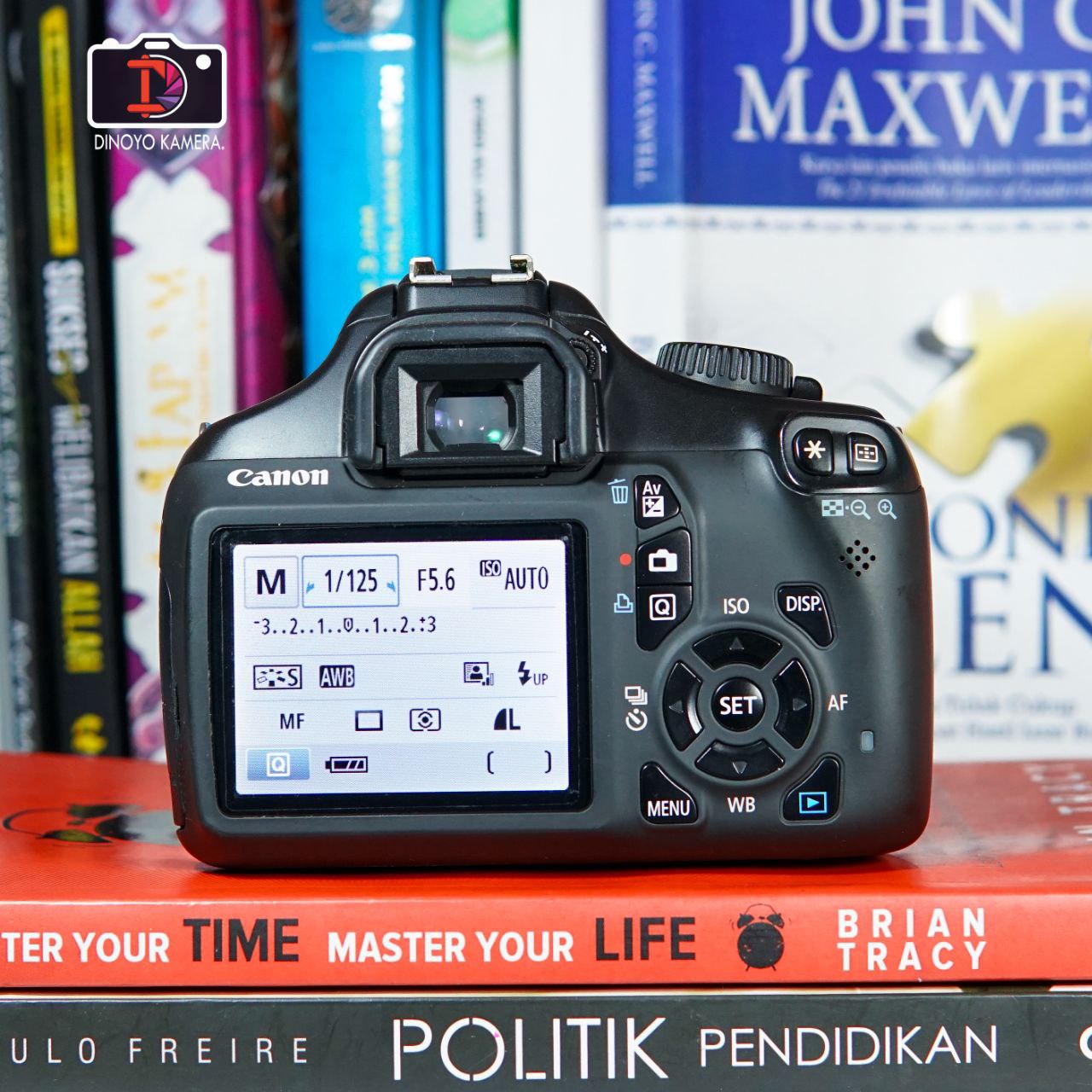 Canon 1100d + kit 18 55mm