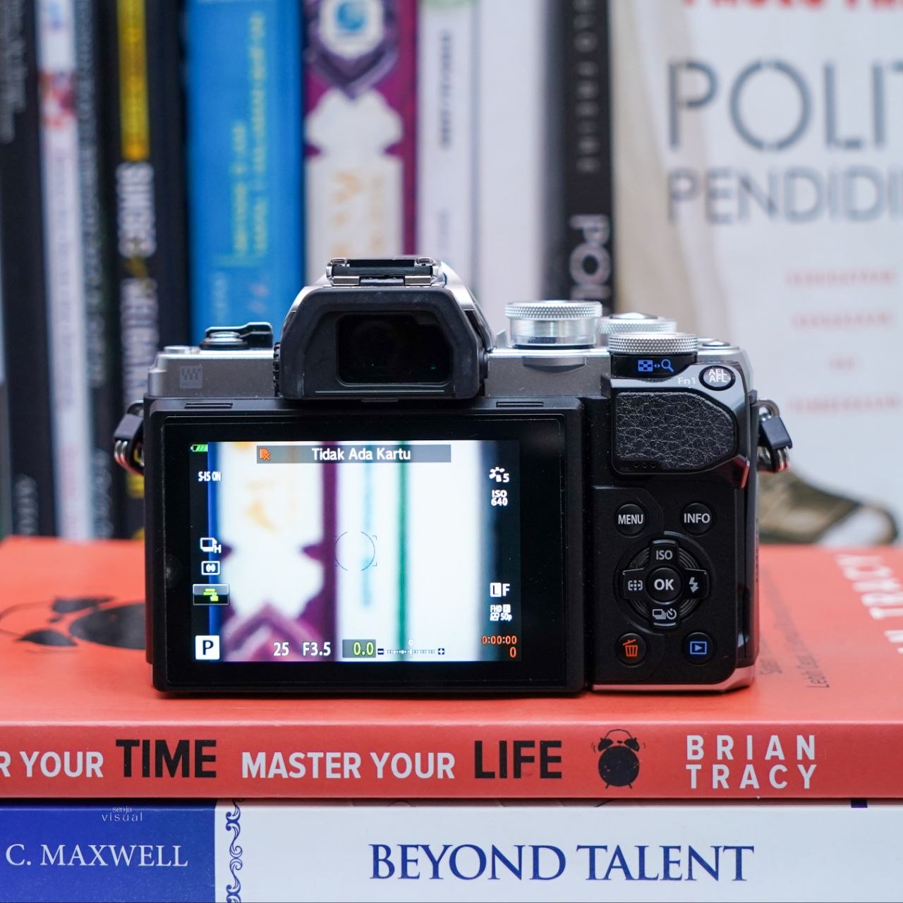 Olympus OMD EM10 mark iii + kit 14 42mm