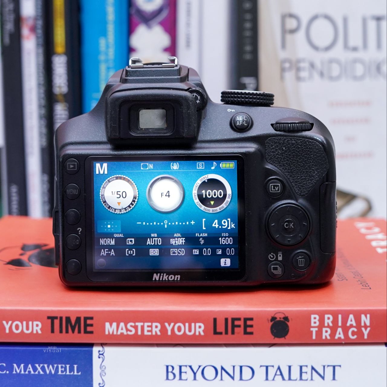 Nikon D3400 + kit 18 55mm