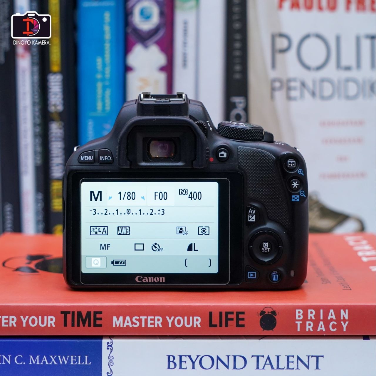 Canon 100d + kit 18 55mm