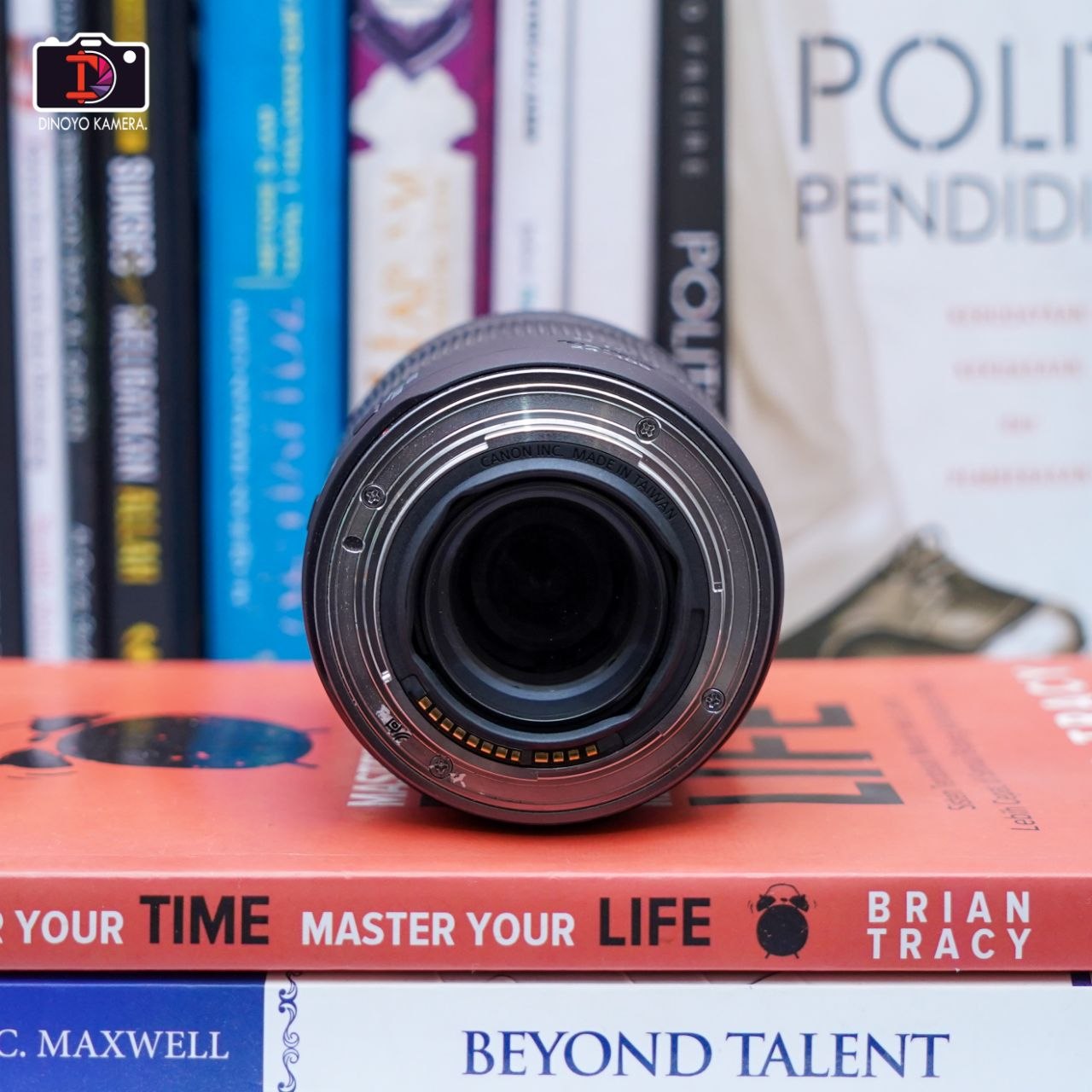 Lensa RF Canon 24 105mm IS STM