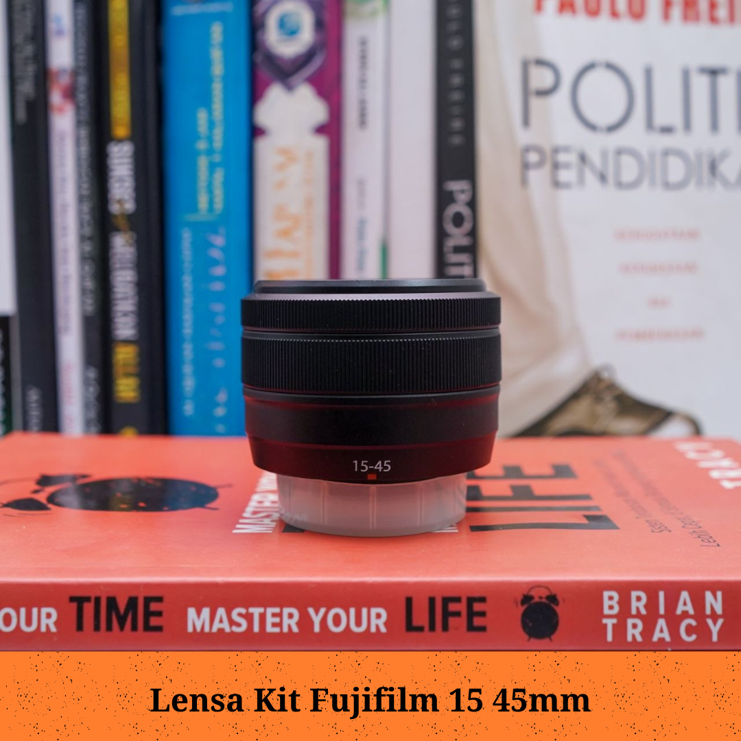Lensa Fujifilm 15 45mm Black