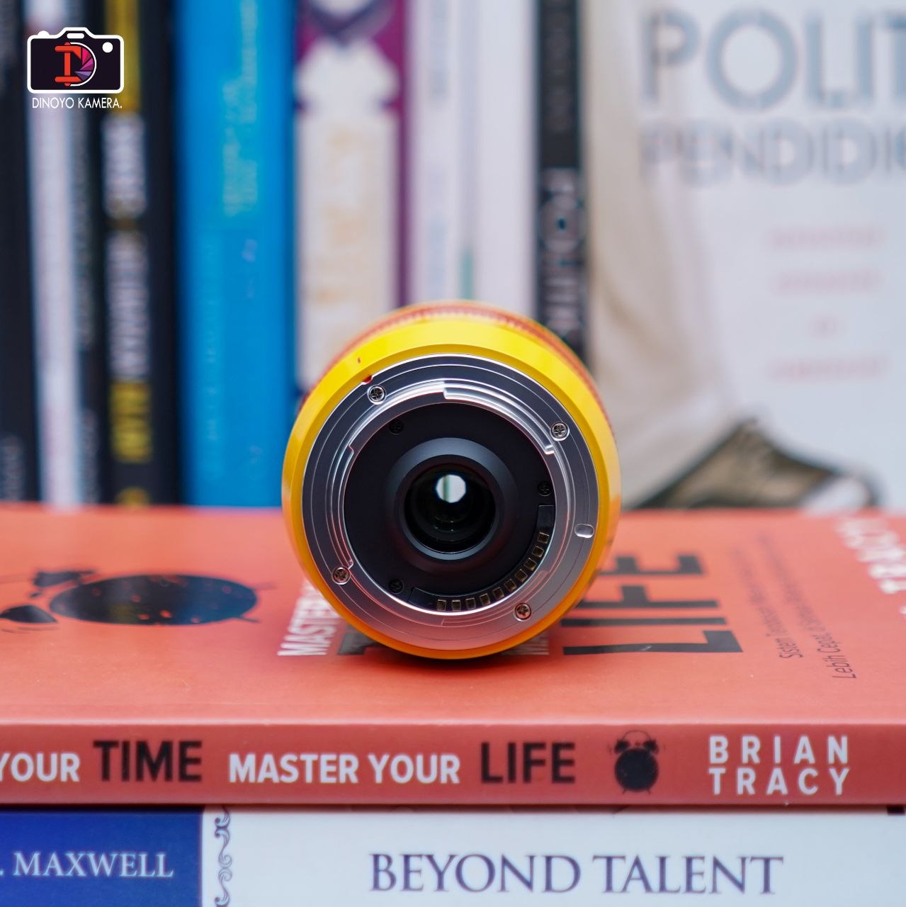 Lensa TTartisan 35mm F1.8 for Fujifilm (yellow edition)