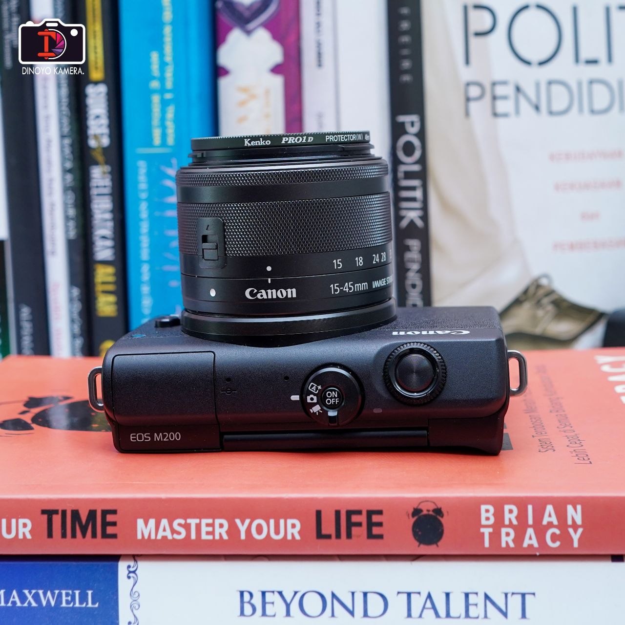 Canon M200 + kit 15 45mm black