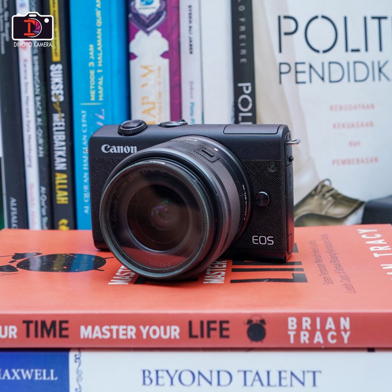 Canon M200 + kit 15 45mm black