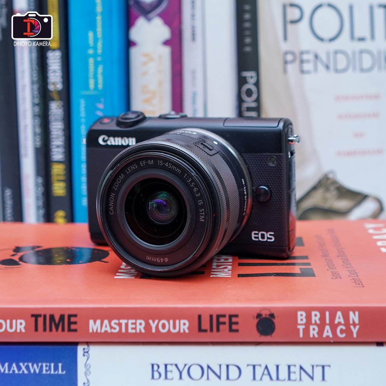Canon m100 + kit 15 45mm black Kondisi Baik