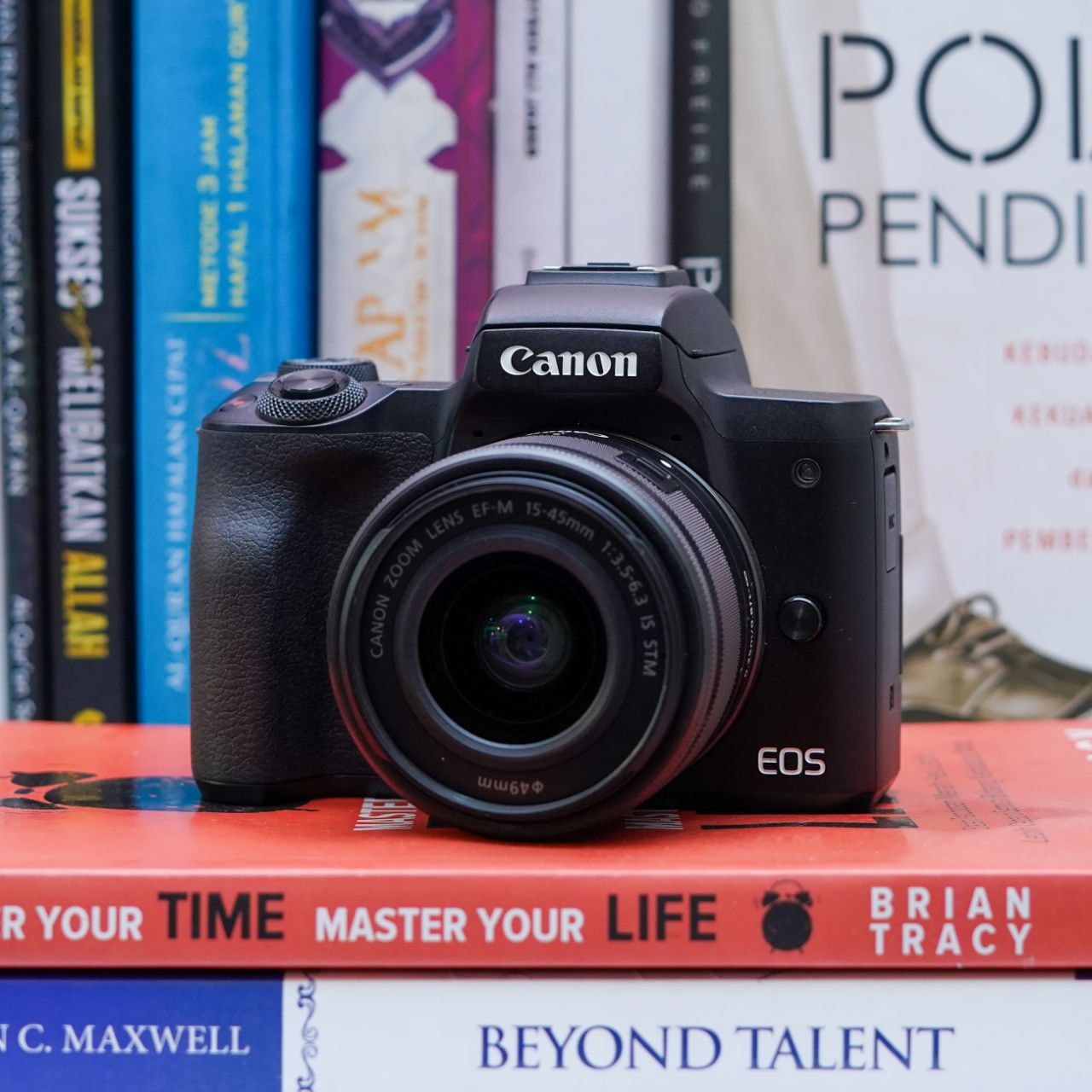 Canon Eos m50 + kit 15 45mm (Black)
