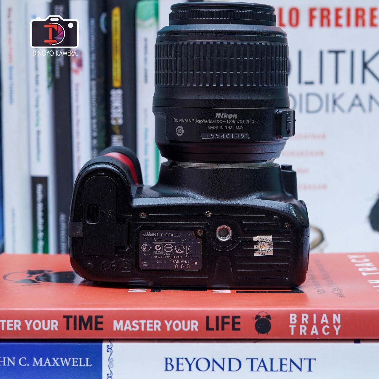 Nikon D3100 + kit 18 55mm
