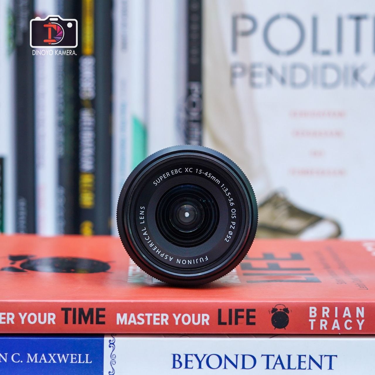 Lensa Kit Fujifilm 15 45mm Black