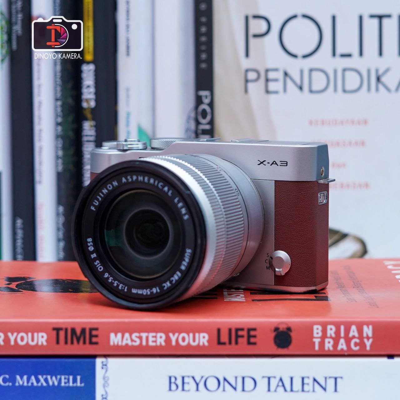 Fujifilm Xa3 + kit 16 50mm (Brown Silver) Kondisi Fungsional baik