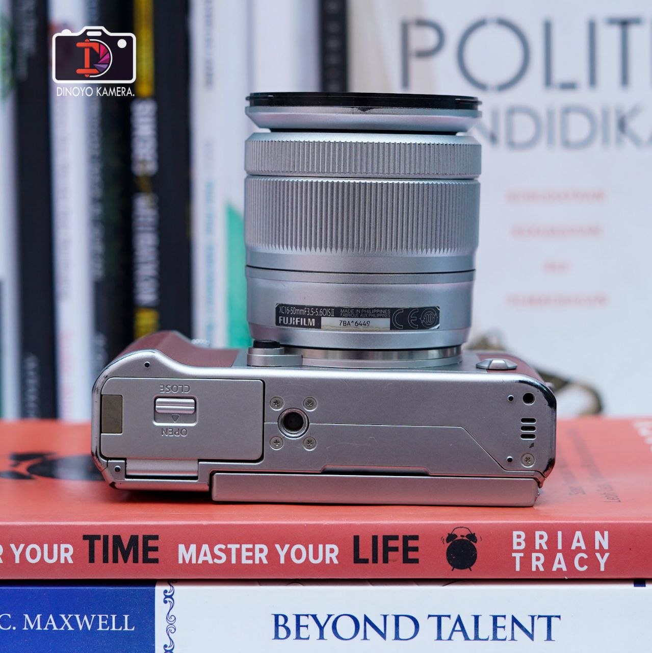Fujifilm Xa3 + kit 16 50mm (Brown Silver) Kondisi Fungsional baik