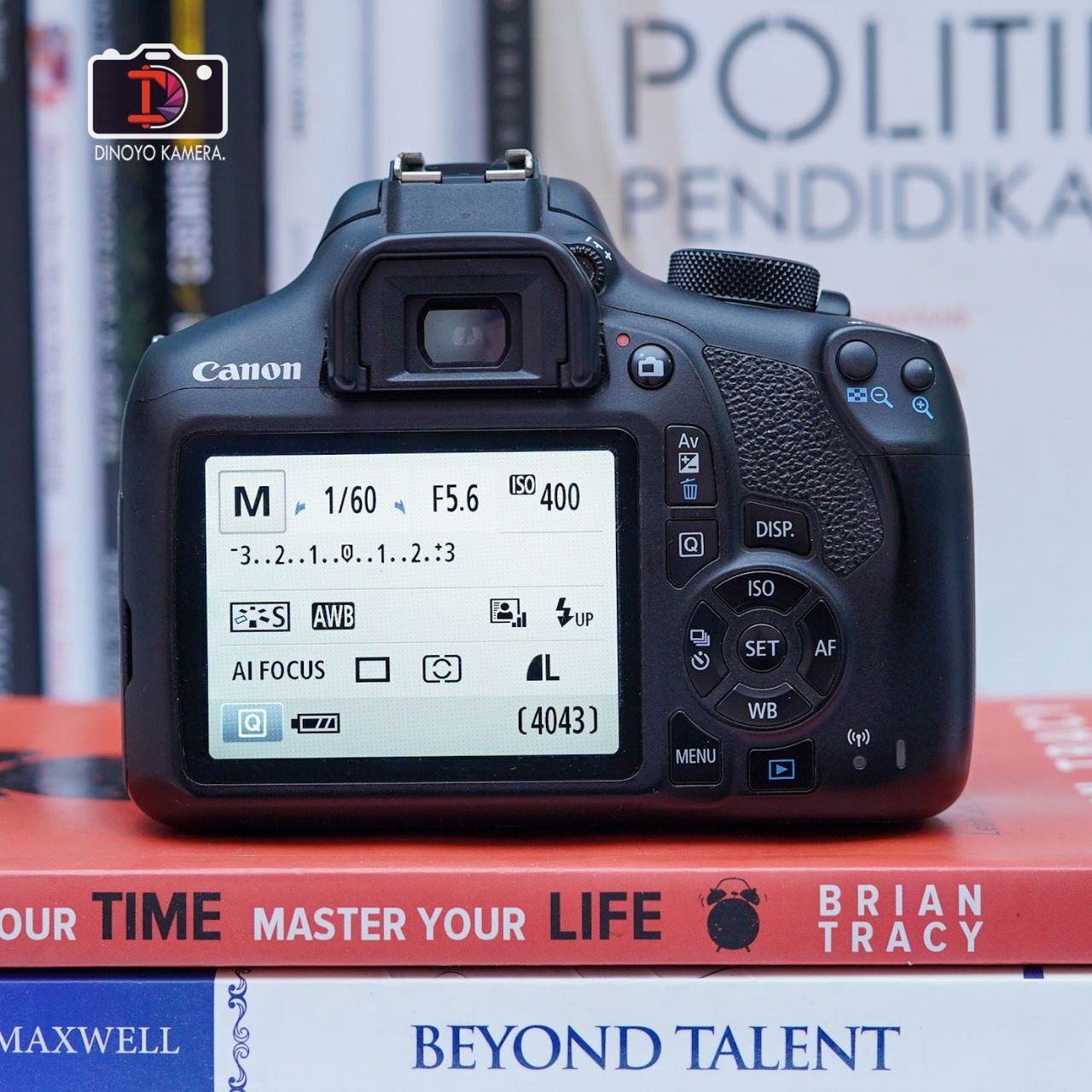 Canon EOS 1300D + 18 55mm