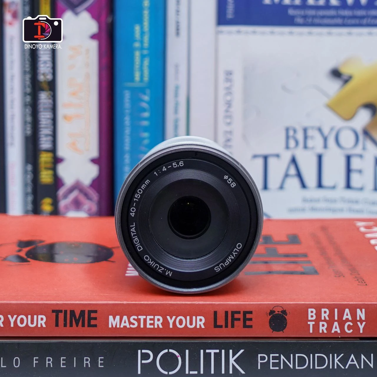 Lensa tele Olympus 40 150mm F4 - 5.6 R kondisi baik