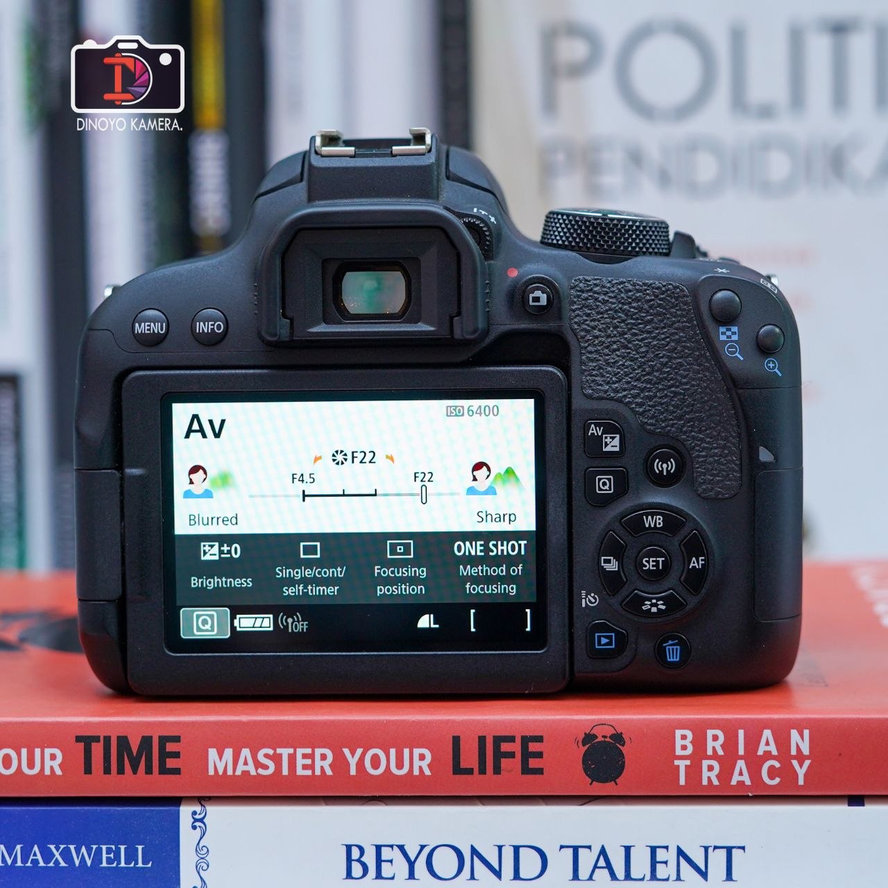 Canon 800d + kit 18 55mm