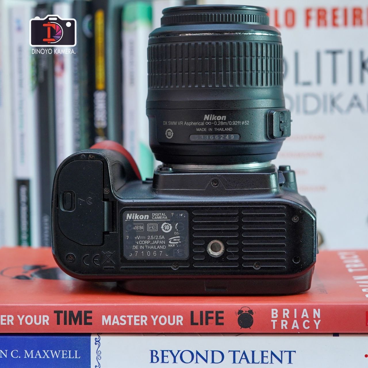 Nikon D90 + kit 18 55mm