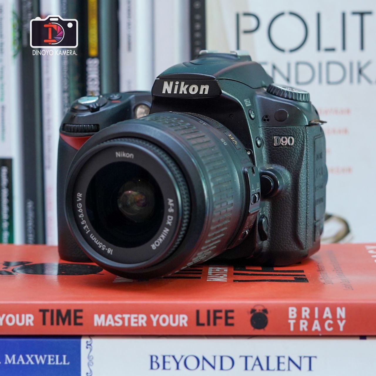 Nikon D90 + kit 18 55mm