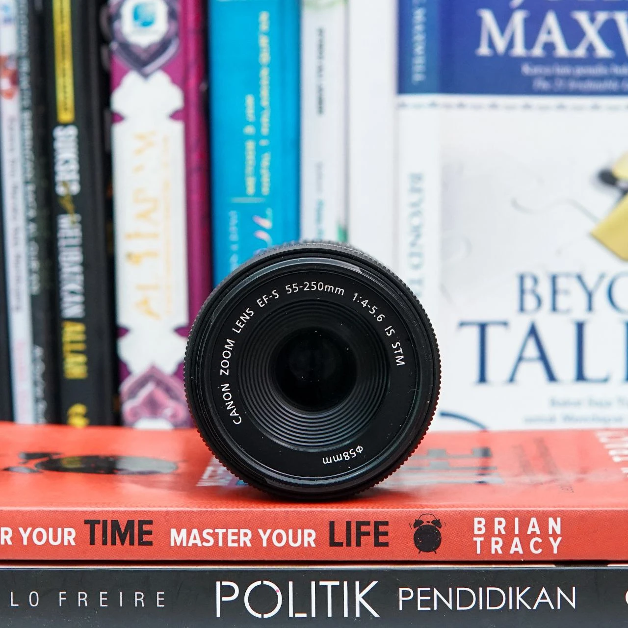 Lensa Canon 55 250mm IS STM Kondisi fungsional baik