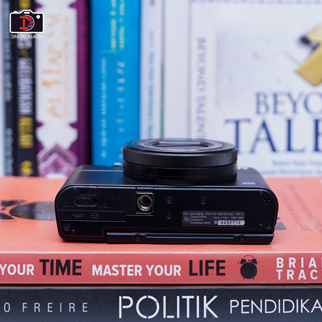 Sony RX100 mark V Kondisi Baik