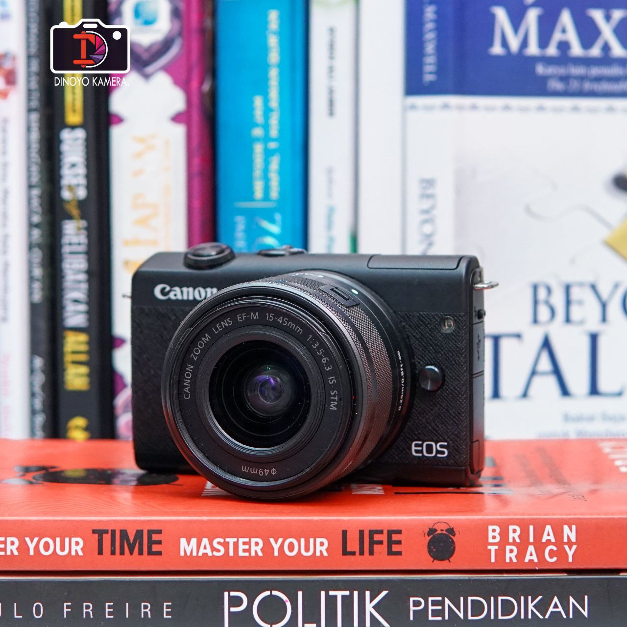 Canon M200 + kit 15 45mm (Black)